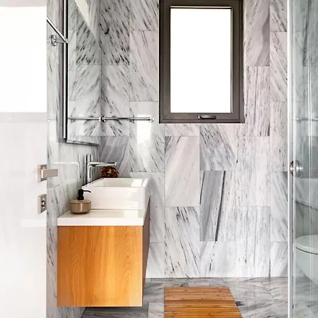 Sanders Olive Shared Pool * بافوس