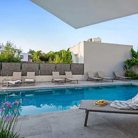 Sanders Olive Shared Pool * Paphos