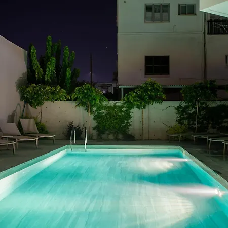 Sanders Olive Shared Pool * Paphos