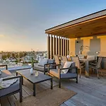Sanders Olive Shared Pool Appartement *