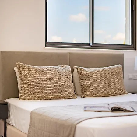 Sanders Olive Shared Pool * Πάφος