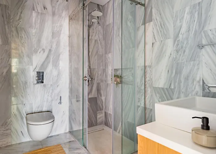 Sanders Olive Shared Pool * Paphos