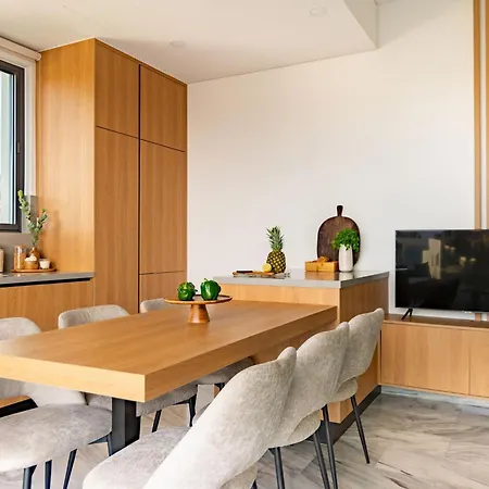 Sanders Olive Shared Pool *